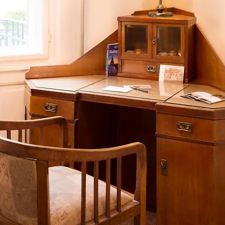 Abel ブダペスト